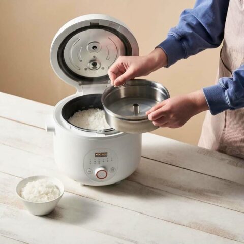Nồi cơm tách đường YOI YRC-201FWH